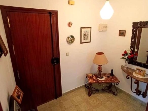 TU REFUGIO DE LUZ Y MAR! EXCLUSIVO,  CON  VISTAS PANORÁMICAS AL MAR Y LA MONTAÑA, TERRAZA Y GARAJE. REF:65080