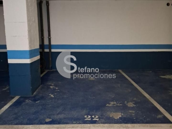EN PLENO CORAZÓN DE VIALIA, EDIFICIO CON BUEN ESTILISMO, MUY LUMINOSA Y SOLEADA, ORIENTACIÓN SUR OESTE, TOTALMENTE EXTERIOR. UBICACIÓN INMEJORABLE JUN REF:65085