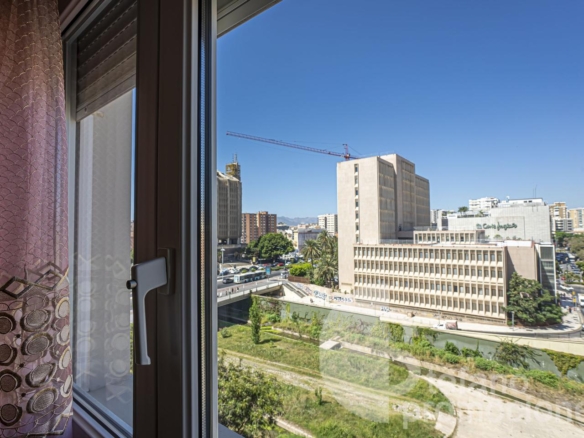 Flat on rent in Málaga REF:65075