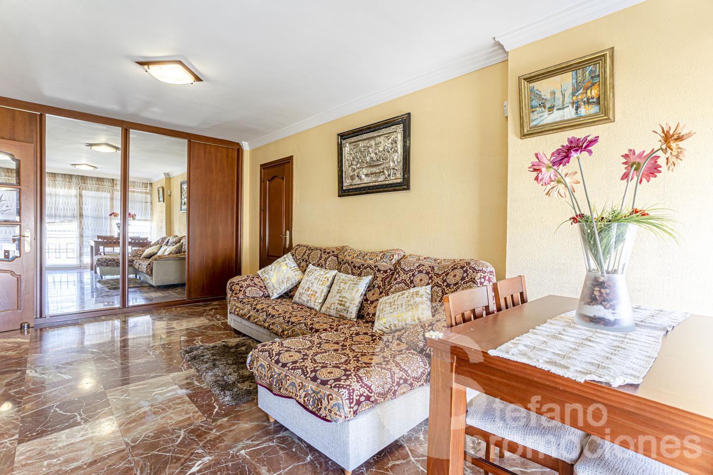 image_1574116_2.jpg Flat on rent in Málaga REF:65075