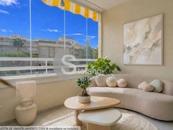 ¡OPORTUNIDAD ÚNICA EN LA ZONA MÁS EXCLUSIVA Y PRESTIGIOSA DE MÁLAGA! ESTA ESPECTACULAR VIVIENDA TOTALMENTE EXTERIOR TE ENVUELVE EN LUZ NATURAL GRACIAS REF:65120