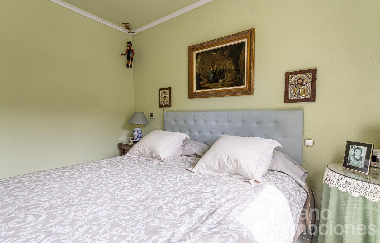 ¡OPORTUNIDAD ÚNICA EN LA ZONA MÁS EXCLUSIVA Y PRESTIGIOSA DE MÁLAGA! ESTA ESPECTACULAR VIVIENDA TOTALMENTE EXTERIOR TE ENVUELVE EN LUZ NATURAL GRACIAS REF:65120