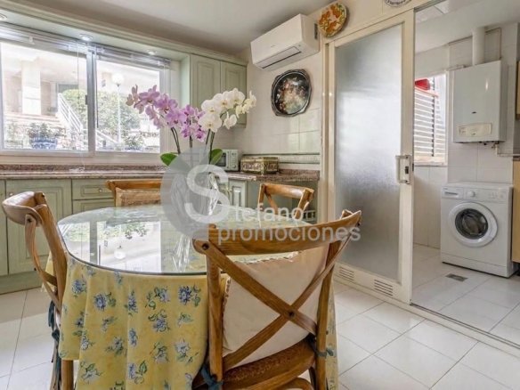 ¡OPORTUNIDAD ÚNICA EN LA ZONA MÁS EXCLUSIVA Y PRESTIGIOSA DE MÁLAGA! ESTA ESPECTACULAR VIVIENDA TOTALMENTE EXTERIOR TE ENVUELVE EN LUZ NATURAL GRACIAS REF:65120
