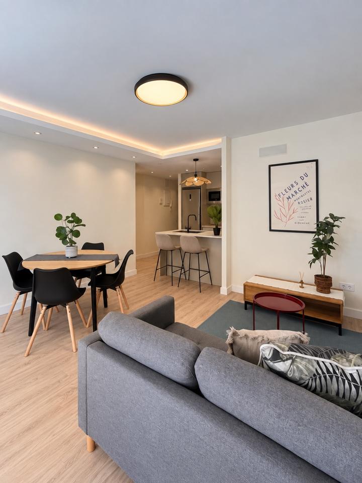 image_1574468_0.jpg PISO REFORMADO INTEGRALMNETE CON VISTAS AL MAR Y ALTAS CALIDADES EN ZONA ESTE DE MÁLAGA. 89 M² CONSTRUIDOS, 3 DORMITORIOS, REF:65129