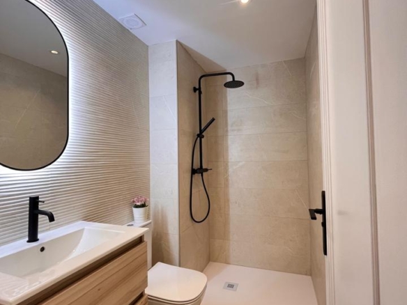 PISO REFORMADO INTEGRALMNETE CON VISTAS AL MAR Y ALTAS CALIDADES EN ZONA ESTE DE MÁLAGA. 89 M² CONSTRUIDOS, 3 DORMITORIOS, REF:65129