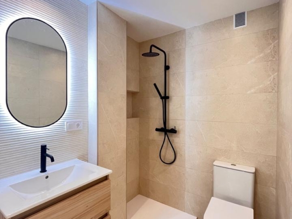 PISO REFORMADO INTEGRALMNETE CON VISTAS AL MAR Y ALTAS CALIDADES EN ZONA ESTE DE MÁLAGA. 89 M² CONSTRUIDOS, 3 DORMITORIOS, REF:65129