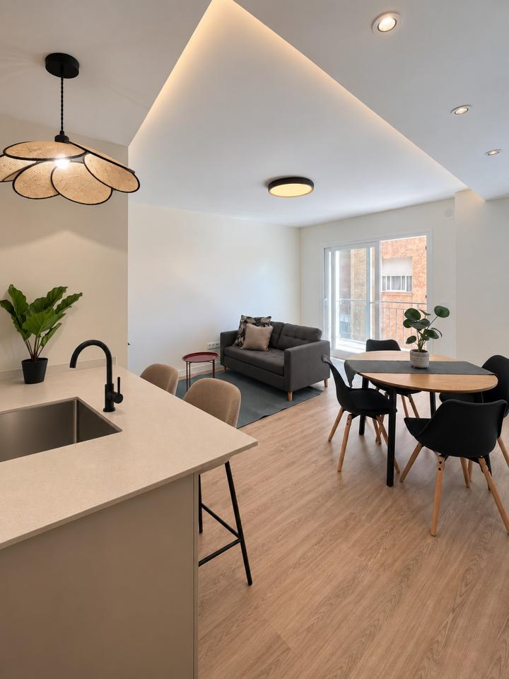 image_1574468_3.jpg PISO REFORMADO INTEGRALMNETE CON VISTAS AL MAR Y ALTAS CALIDADES EN ZONA ESTE DE MÁLAGA. 89 M² CONSTRUIDOS, 3 DORMITORIOS, REF:65129