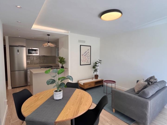 PISO REFORMADO INTEGRALMNETE CON VISTAS AL MAR Y ALTAS CALIDADES EN ZONA ESTE DE MÁLAGA. 89 M² CONSTRUIDOS, 3 DORMITORIOS, REF:65129