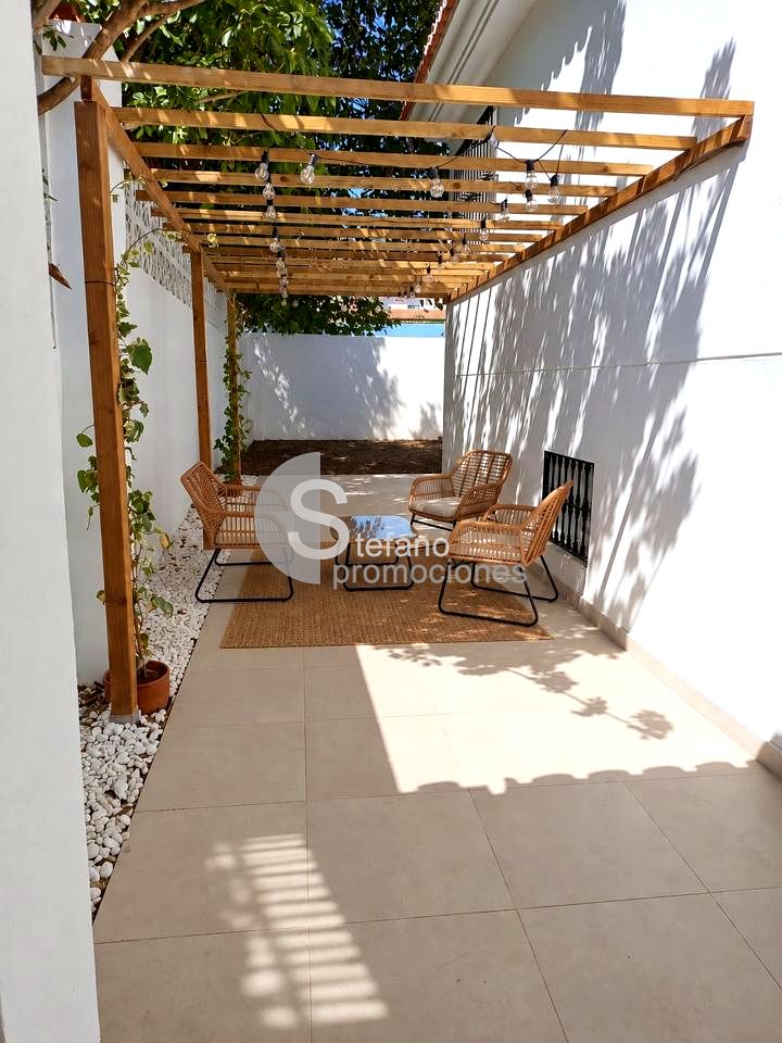 image_1574493_2.jpg VILLA INDEPENDIENTE CON PISCINA PRIVADA, JARDÍN Y ZONA DE BARBACOA EN BENALMÁDENA (ARROYO DE LA MIEL). REF:65132