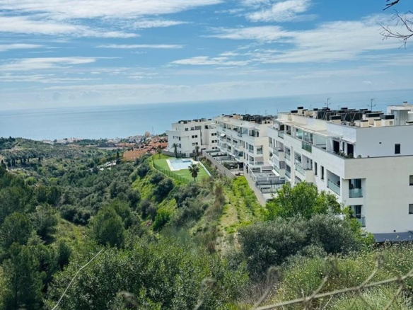SU VIVIENDA EN MALAGA ESTE DE 4 DORMITORIOS, DE RECIENTE CONSTRUCCION (2019) CON VISTAS AL MAR  Y A LA MONTAÑA REF:65135
