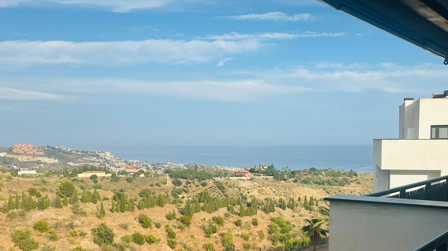 image_1574576_6.jpg SU VIVIENDA EN MALAGA ESTE DE 4 DORMITORIOS, DE RECIENTE CONSTRUCCION (2019) CON VISTAS AL MAR Y A LA MONTAÑA REF:65135