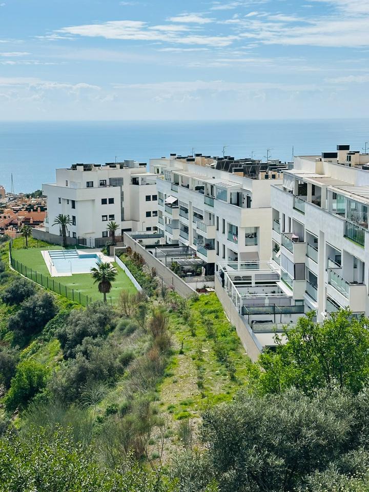 image_1574576_8.jpg SU VIVIENDA EN MALAGA ESTE DE 4 DORMITORIOS, DE RECIENTE CONSTRUCCION (2019) CON VISTAS AL MAR Y A LA MONTAÑA REF:65135