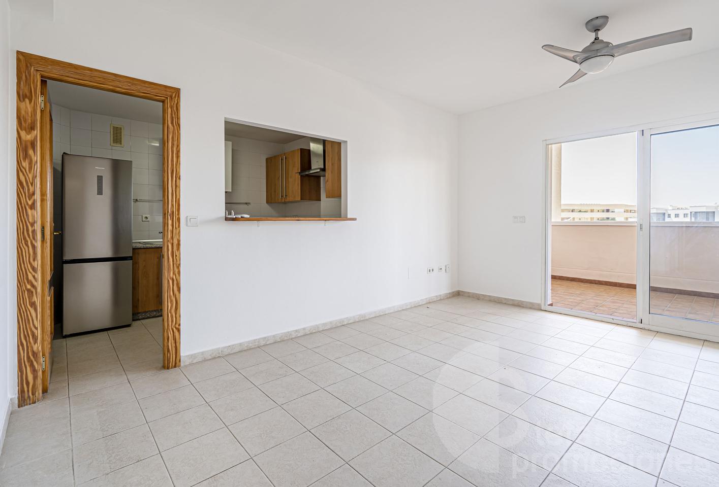 ENCANTADOR  APARTAMENTO  EN COMPLEJO RESIDENCIAL  CON EXCLUSIVAS ZONAS COMUNES EN  RESERVA DEL HIGUERÓN, AMPLIA TERRAZA DE 25 M² REF:65125