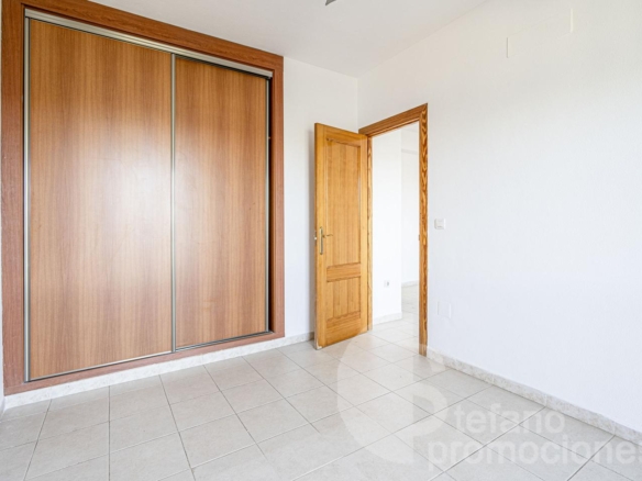 ENCANTADOR  APARTAMENTO  EN COMPLEJO RESIDENCIAL  CON EXCLUSIVAS ZONAS COMUNES EN  RESERVA DEL HIGUERÓN, AMPLIA TERRAZA DE 25 M² REF:65125