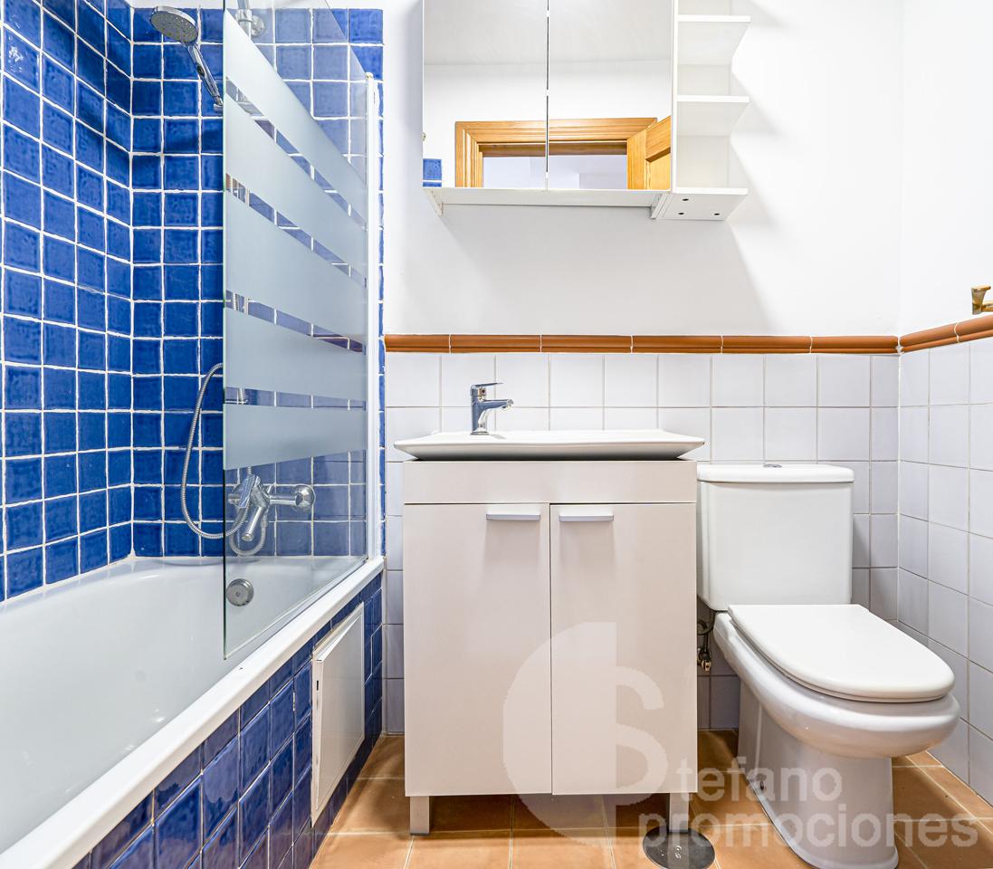 ENCANTADOR  APARTAMENTO  EN COMPLEJO RESIDENCIAL  CON EXCLUSIVAS ZONAS COMUNES EN  RESERVA DEL HIGUERÓN, AMPLIA TERRAZA DE 25 M² REF:65125
