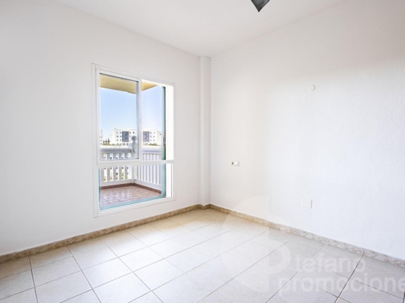 ENCANTADOR  APARTAMENTO  EN COMPLEJO RESIDENCIAL  CON EXCLUSIVAS ZONAS COMUNES EN  RESERVA DEL HIGUERÓN, AMPLIA TERRAZA DE 25 M² REF:65125