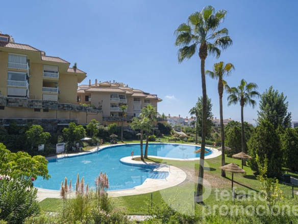 ENCANTADOR  APARTAMENTO  EN COMPLEJO RESIDENCIAL  CON EXCLUSIVAS ZONAS COMUNES EN  RESERVA DEL HIGUERÓN, AMPLIA TERRAZA DE 25 M² REF:65125