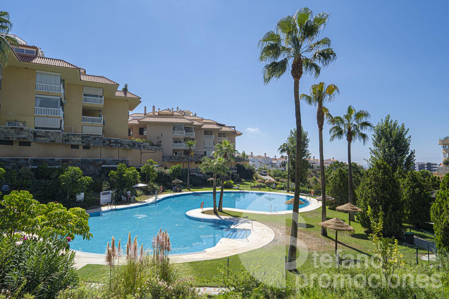 ENCANTADOR  APARTAMENTO  EN COMPLEJO RESIDENCIAL  CON EXCLUSIVAS ZONAS COMUNES EN  RESERVA DEL HIGUERÓN, AMPLIA TERRAZA DE 25 M² REF:65125