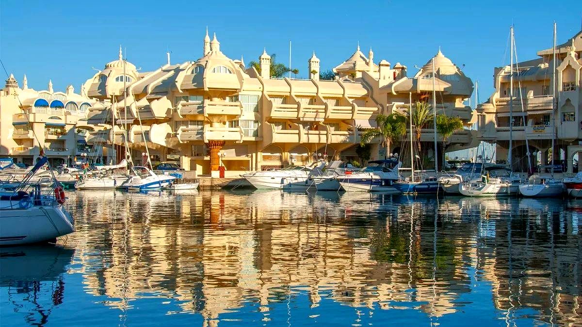 ENCANTADOR  APARTAMENTO  EN COMPLEJO RESIDENCIAL  CON EXCLUSIVAS ZONAS COMUNES EN  RESERVA DEL HIGUERÓN, AMPLIA TERRAZA DE 25 M² REF:65125