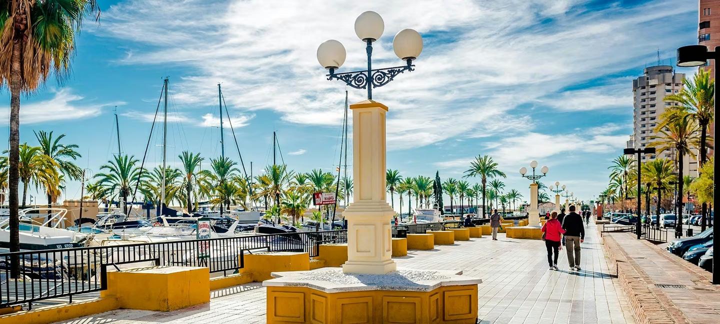 ENCANTADOR  APARTAMENTO  EN COMPLEJO RESIDENCIAL  CON EXCLUSIVAS ZONAS COMUNES EN  RESERVA DEL HIGUERÓN, AMPLIA TERRAZA DE 25 M² REF:65125