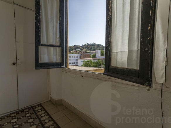 EXCLUSIVO PALACETE SEÑORIAL A SOLO 350 METROS DEL MAR EN EL LIMONAR: UNA PIEZA ARQUITECTÓNICA ÚNICA DE 330 M² CON ALTOS TECHOS REF:65144
