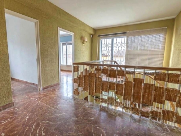¡VIVE EL SUEÑO MEDITERRÁNEO EN ESTE  CHALET INDEPENDIENTE EN EL CORAZÓN DE PEDREGALEJO BAJO! REF:65147