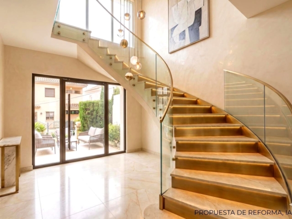 ¡VIVE EL SUEÑO MEDITERRÁNEO EN ESTE  CHALET INDEPENDIENTE EN EL CORAZÓN DE PEDREGALEJO BAJO! REF:65147
