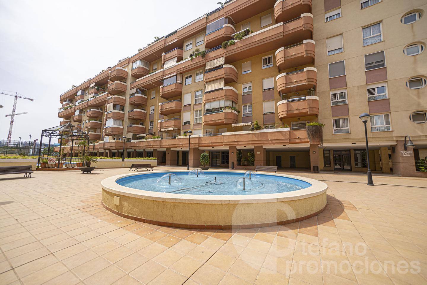 image_1574748_21.jpg ¡VIVIENDA DE ESQUINA CON ORIENTACIÓN SUR, VISTAS PANORÁMICAS AL MAR Y A LA MONTAÑA EN LA ZONA CON MAYOR PROYECCIÓN Y REVALORIZACIÓN DE MÁLAGA! REF:65148
