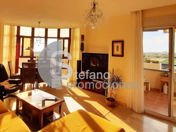 ¡VIVIENDA DE ESQUINA CON ORIENTACIÓN SUR, VISTAS PANORÁMICAS AL MAR Y A LA MONTAÑA EN LA ZONA CON MAYOR PROYECCIÓN Y REVALORIZACIÓN DE MÁLAGA! REF:65148