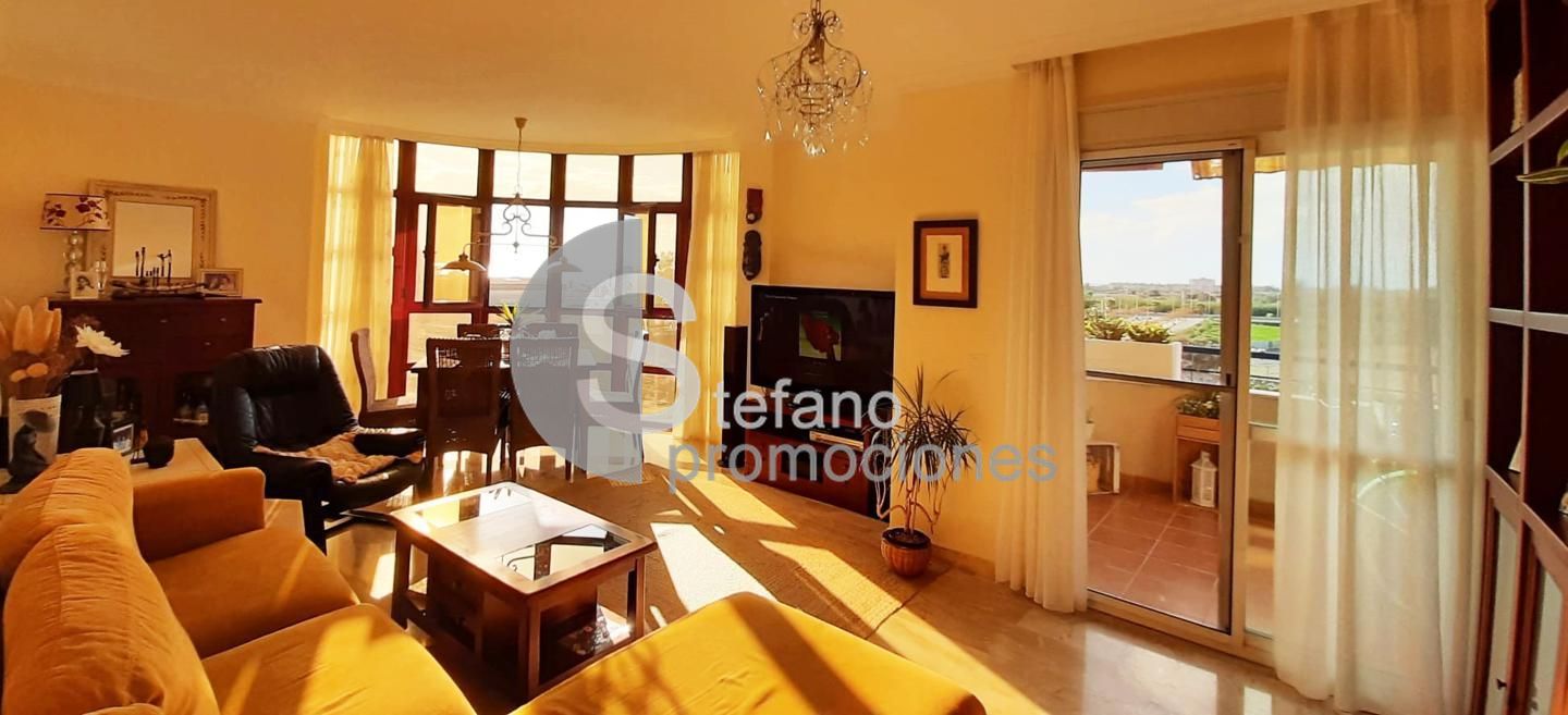 image_1574748_3.jpg ¡VIVIENDA DE ESQUINA CON ORIENTACIÓN SUR, VISTAS PANORÁMICAS AL MAR Y A LA MONTAÑA EN LA ZONA CON MAYOR PROYECCIÓN Y REVALORIZACIÓN DE MÁLAGA! REF:65148