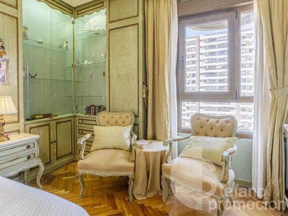 EXCLUSIVA Y SEÑORIAL VIVIENDA EN UNA DE LAS MEJORES UBICACIONES DE MÁLAGA, CON AMPLIAS Y DESPEJADAS VISTAS AL CENTRO HIRTORICO DE LA CIUDAD REF:65158