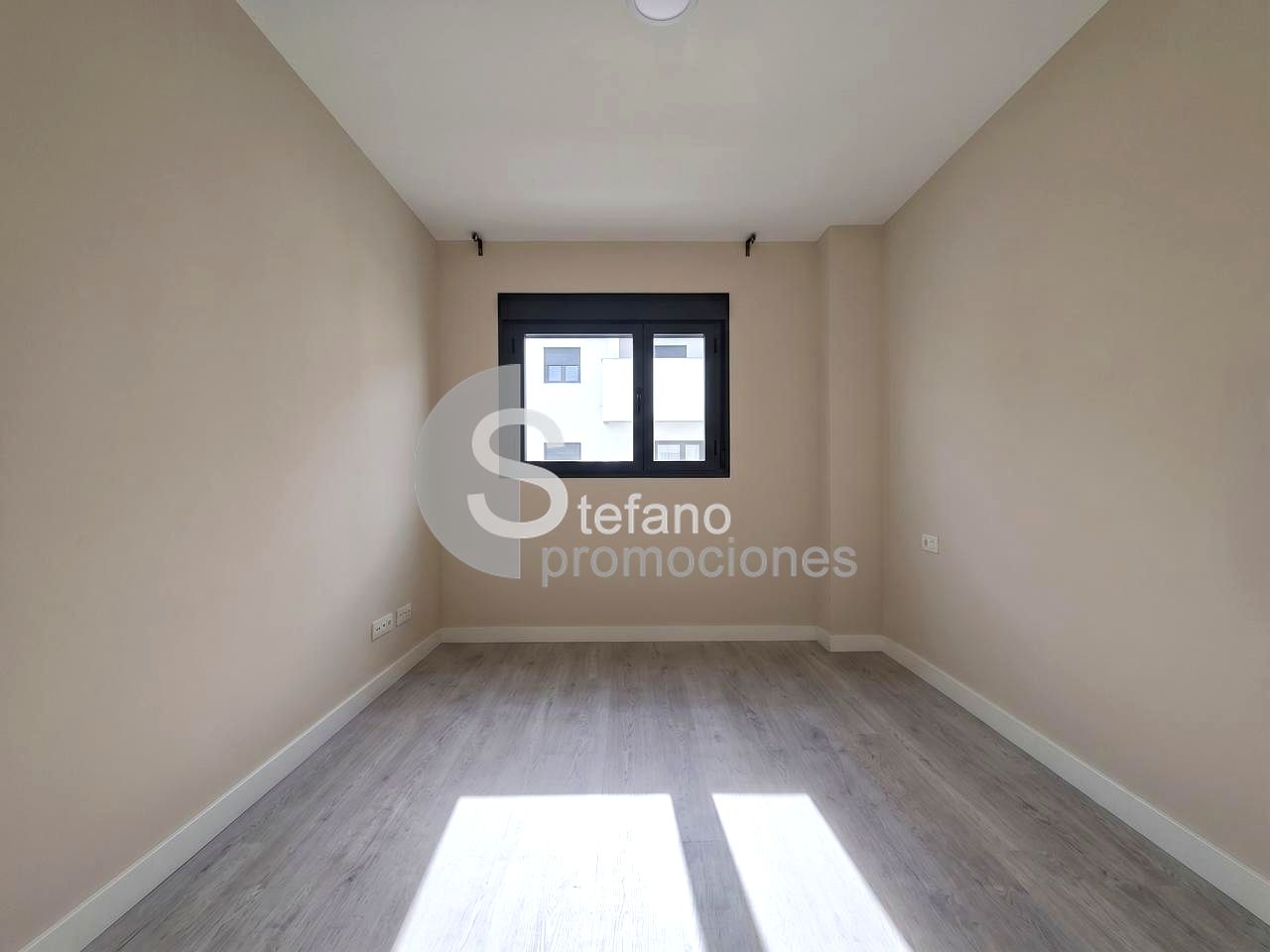 image_1574828_14.jpg SU PRIMERA VIVIENDA DE 4 DORMITORIOS MUY CERCA DE MALAGA .! VIVIENDA CASI A ESTRENAR REF:65166
