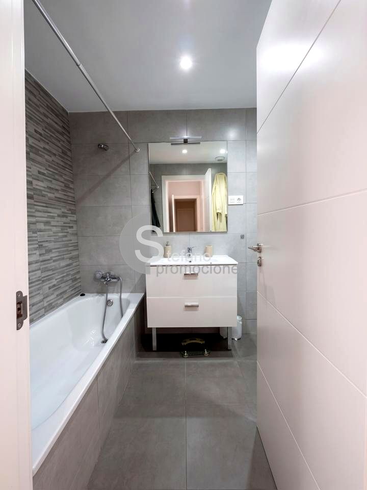 image_1574828_17.jpg SU PRIMERA VIVIENDA DE 4 DORMITORIOS MUY CERCA DE MALAGA .! VIVIENDA CASI A ESTRENAR REF:65166