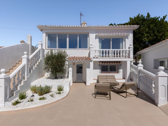 Chalet on sale in Fuengirola REF:65183