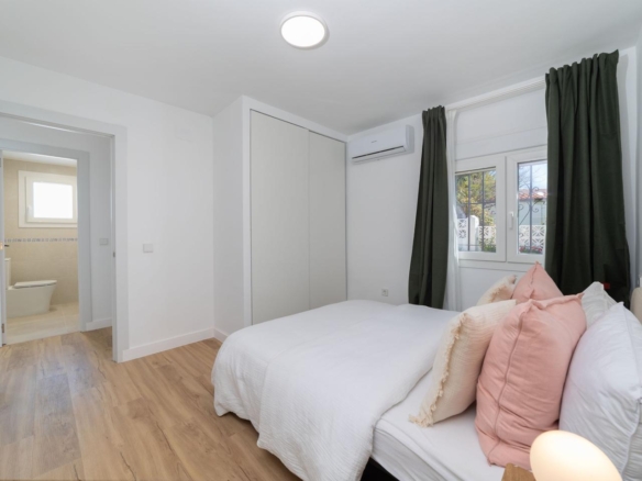 Chalet on sale in Fuengirola REF:65183