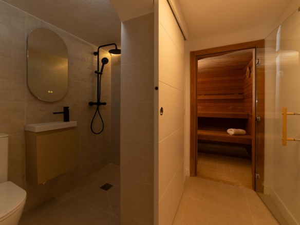 Chalet on sale in Fuengirola REF:65183