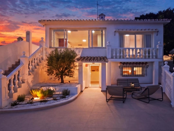 Chalet on sale in Fuengirola REF:65183