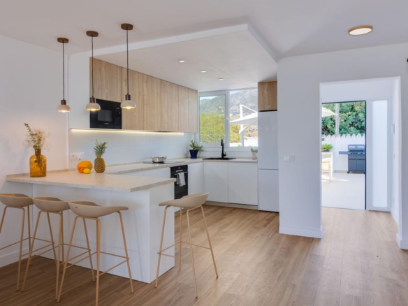 Chalet on sale in Fuengirola REF:65183