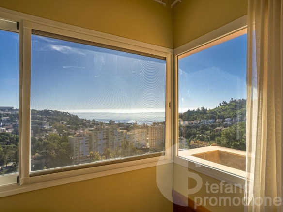 ¡VILLA CON VISTAS INFINITAS AL MAR Y MÁXIMA PRIVACIDAD! REF:65184