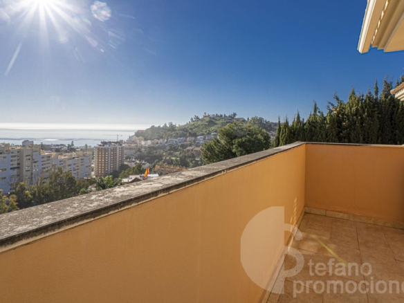 ¡VILLA CON VISTAS INFINITAS AL MAR Y MÁXIMA PRIVACIDAD! REF:65184