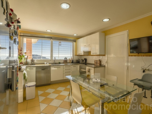 ¡VILLA CON VISTAS INFINITAS AL MAR Y MÁXIMA PRIVACIDAD! REF:65184