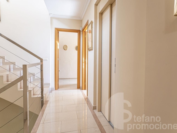 ¡VILLA CON VISTAS INFINITAS AL MAR Y MÁXIMA PRIVACIDAD! REF:65184