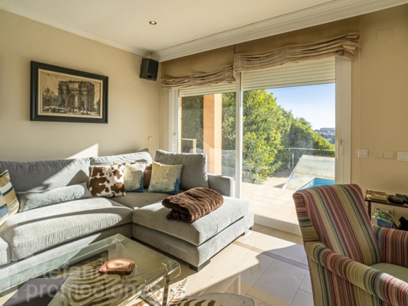 ¡VILLA CON VISTAS INFINITAS AL MAR Y MÁXIMA PRIVACIDAD! REF:65184