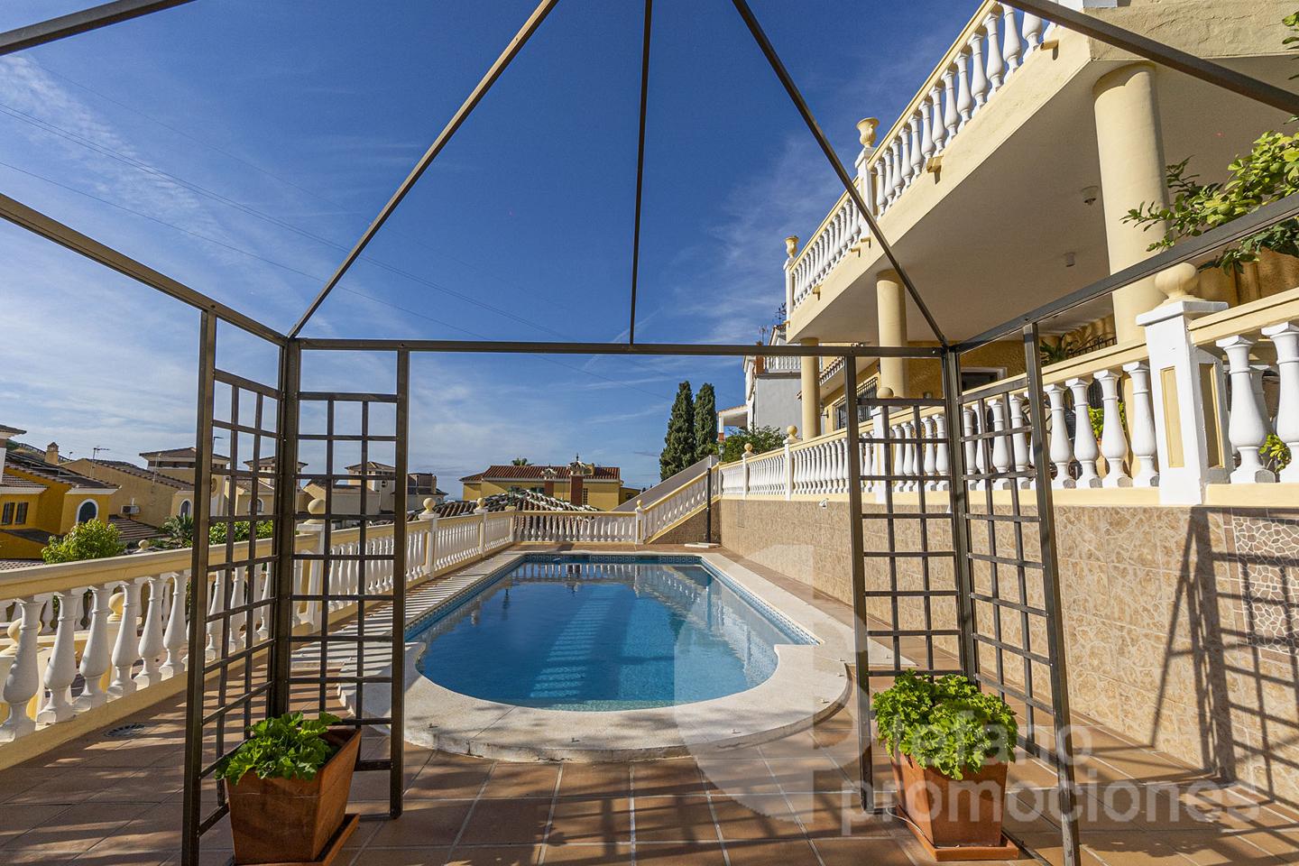 image_1575537_13.jpg EXCLUSIVA VILLA EN CALA DEL MORAL (MÁLAGA ESTE), UN VERDADERO OASIS DE PRIVACIDAD Y CONFORT CON 324 M² CONSTRUIDOS REF:65241