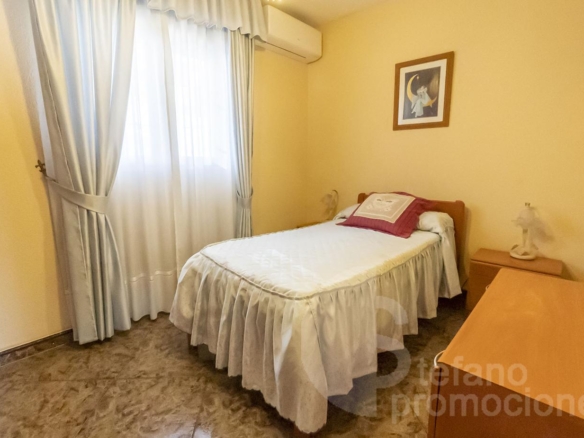 EXCLUSIVA VILLA EN CALA DEL MORAL (MÁLAGA ESTE), UN VERDADERO OASIS DE PRIVACIDAD Y CONFORT CON 324 M² CONSTRUIDOS REF:65241