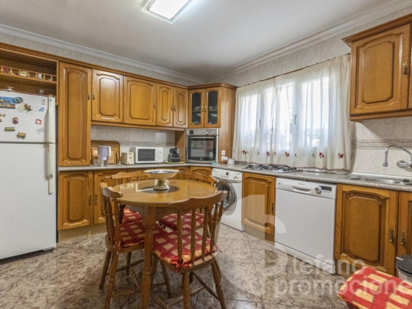 EXCLUSIVA VILLA EN CALA DEL MORAL (MÁLAGA ESTE), UN VERDADERO OASIS DE PRIVACIDAD Y CONFORT CON 324 M² CONSTRUIDOS REF:65241