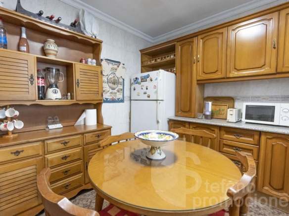 EXCLUSIVA VILLA EN CALA DEL MORAL (MÁLAGA ESTE), UN VERDADERO OASIS DE PRIVACIDAD Y CONFORT CON 324 M² CONSTRUIDOS REF:65241