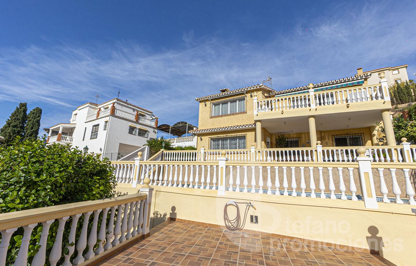 image_1575537_34.jpg EXCLUSIVA VILLA EN CALA DEL MORAL (MÁLAGA ESTE), UN VERDADERO OASIS DE PRIVACIDAD Y CONFORT CON 324 M² CONSTRUIDOS REF:65241