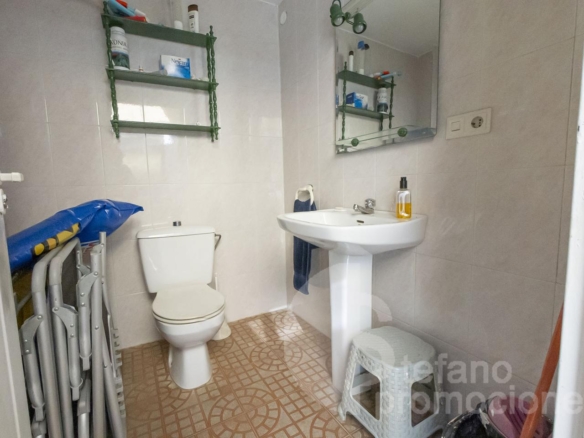 EXCLUSIVA VILLA EN CALA DEL MORAL (MÁLAGA ESTE), UN VERDADERO OASIS DE PRIVACIDAD Y CONFORT CON 324 M² CONSTRUIDOS REF:65241